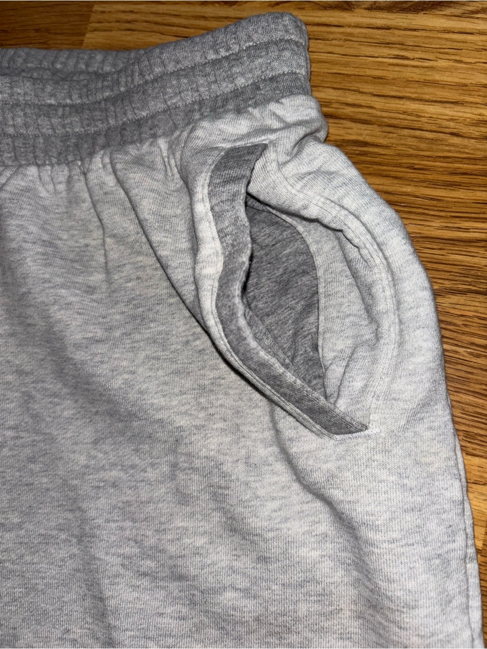 Adidas Cuffed Jogger Sweatpants Women’s Size XL Gray Multicolor Trefoil HA4367 - Picture 6 of 16